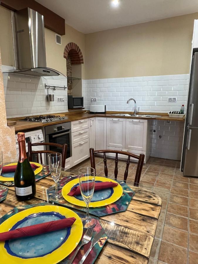 Apartamento Del Sol, Centro Del Pueblo, Aire Acondicionado L' Escala Zewnętrze zdjęcie